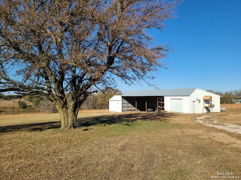 4125 N Link Rd, Brookville, KS 67425