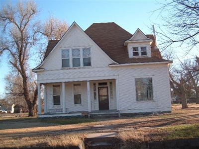 211 W Avenue C, Lewis, KS 67552