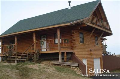 2634 E Kiowa, Beverly, KS 67423