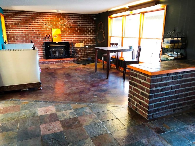 1207 M Rd, Larned, KS 67550