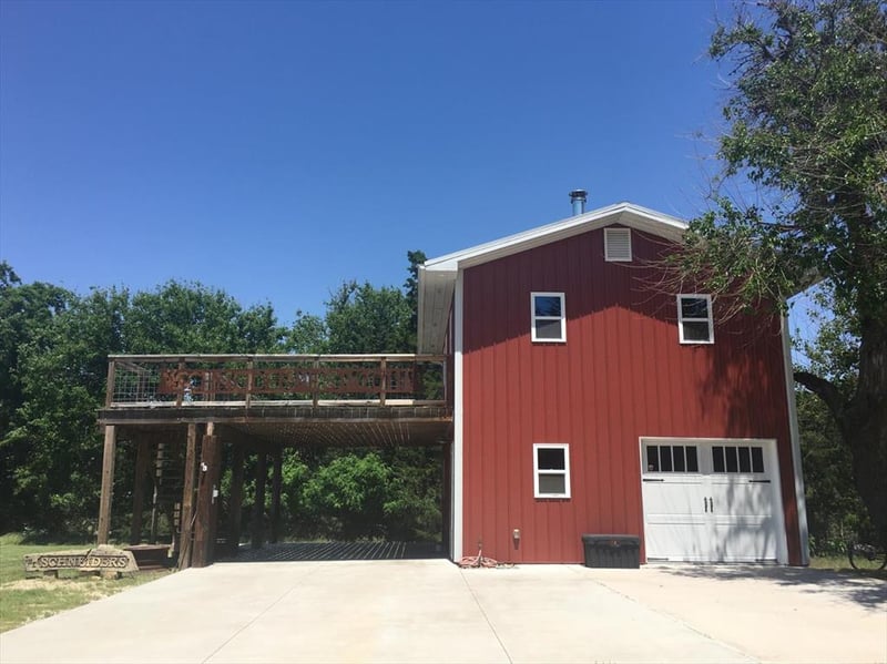 1804 NW 10th Ave, St John, KS 67576