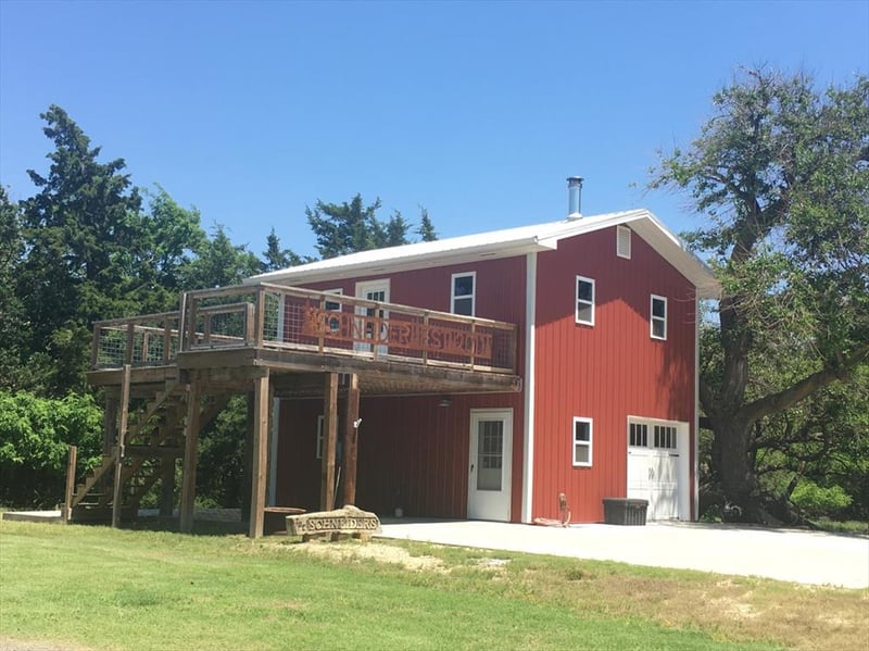 1804 NW 10th Ave, St John, KS 67576