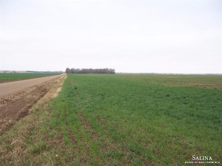 5465 E Humbargar Rd, New Cambria, KS 67470