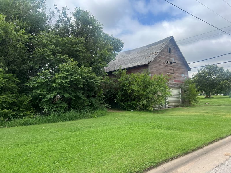 329 N Boston, Stafford, KS 67578