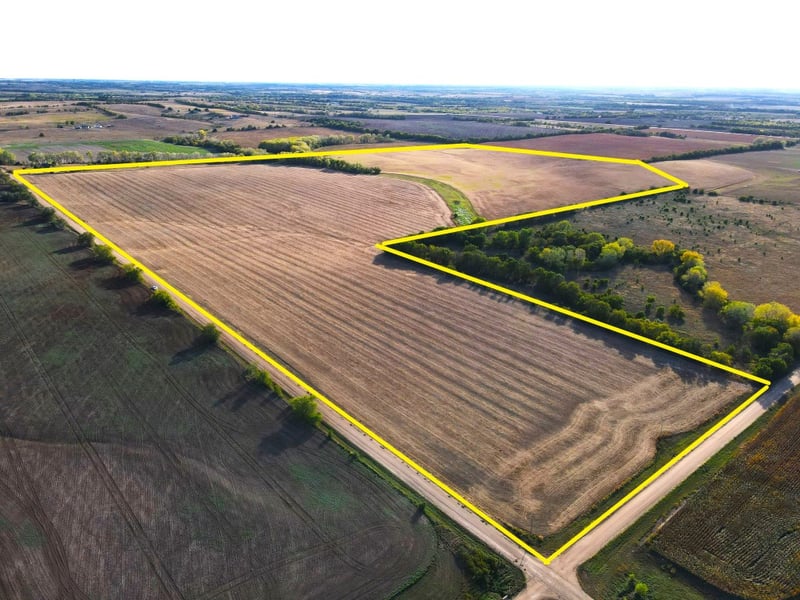 00000 15th Ave, Lindsborg, KS 67456