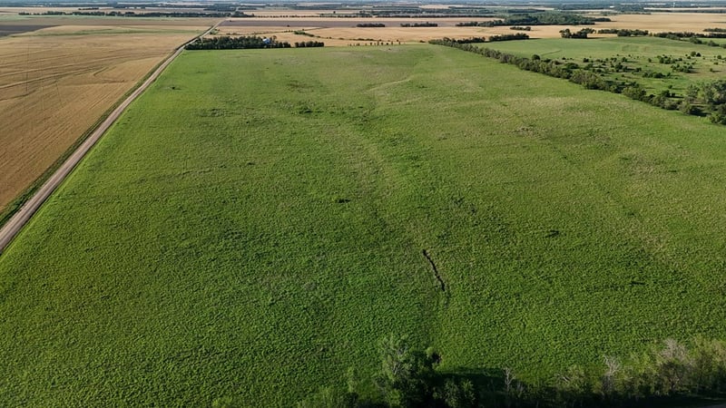 00000 S Fairchilds Rd, Assaria, KS 67416