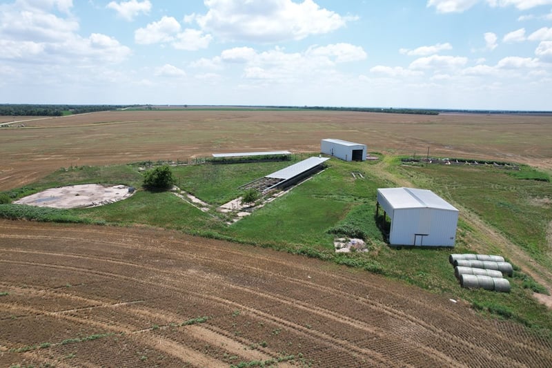 489 Frontier Rd, Mcpherson, KS 67460