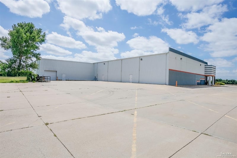 2200 N Ohio St, Salina, KS 67401