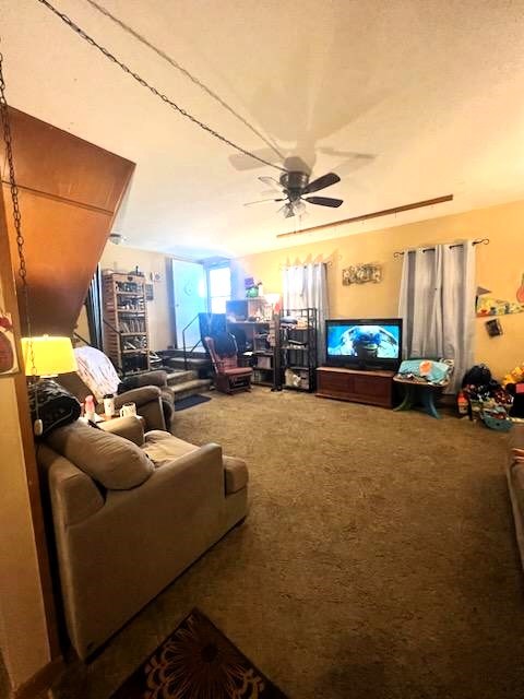 129 N Elevator St, Assaria, KS 67416