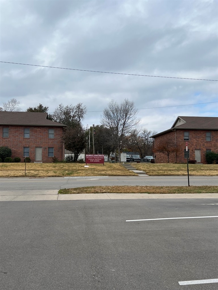 408-428 S Washington St, Junction City, KS 66441