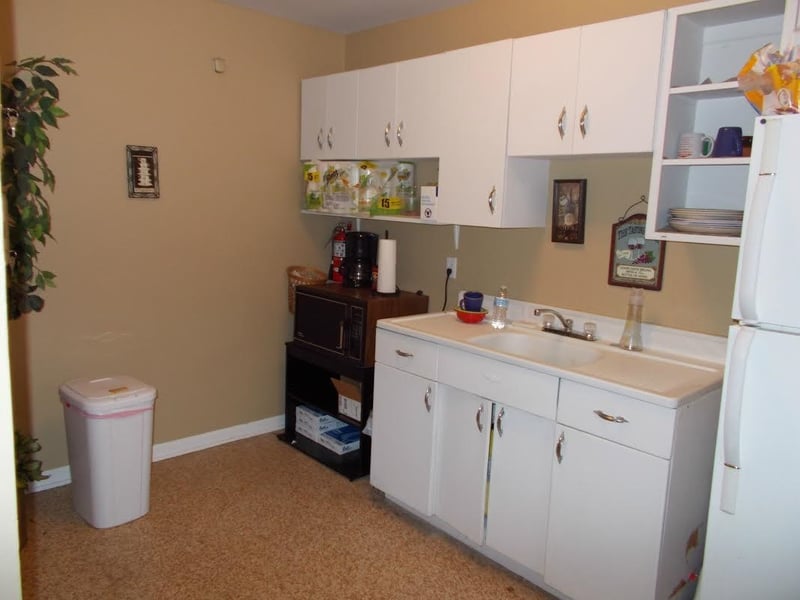 2701 E Harry St, Wichita, KS 67211