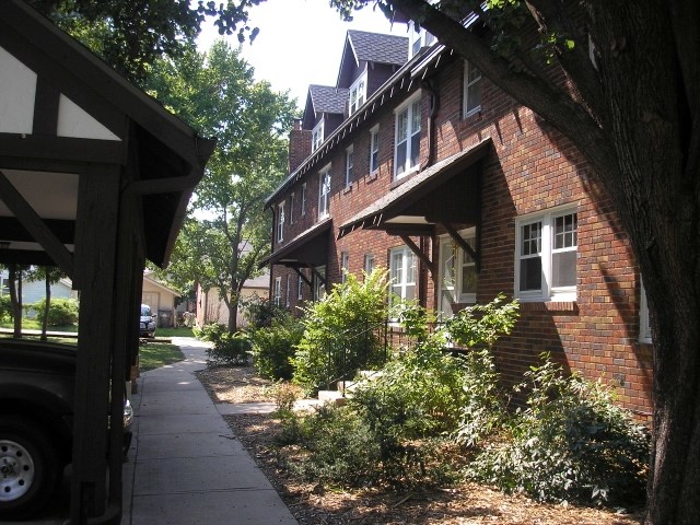 1207 W Franklin #869 N Gilman Ave, Wichita, KS 67203