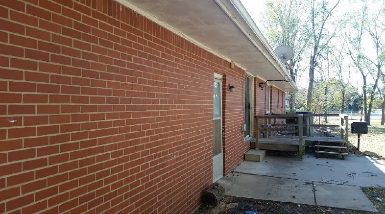 1545 S Reece Rd, Wichita, KS 67052