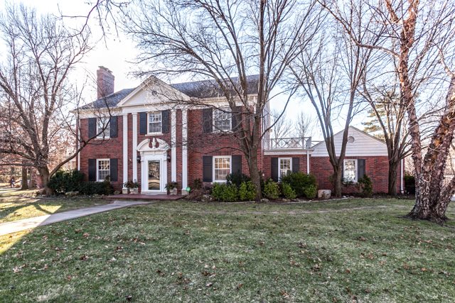 9 Douglas, Eastborough, KS 67207