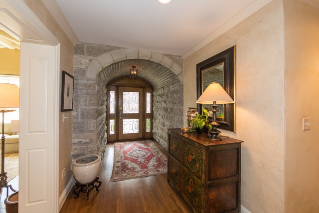 1551 N Fairfield Ln, Wichita, KS 67208