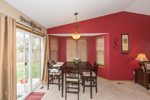 1055 E Splitwood Way Ct, Wichita, KS 67037