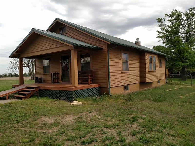 630 Avenue T, Raymond, KS 67573
