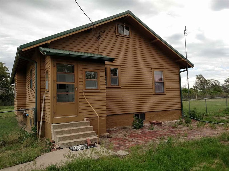 630 Avenue T, Raymond, KS 67573