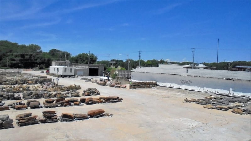 1550 S Seville, Wichita, KS 67209