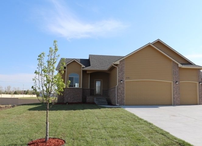 8133-8153 E Old Mill Ct, Wichita, KS 67226