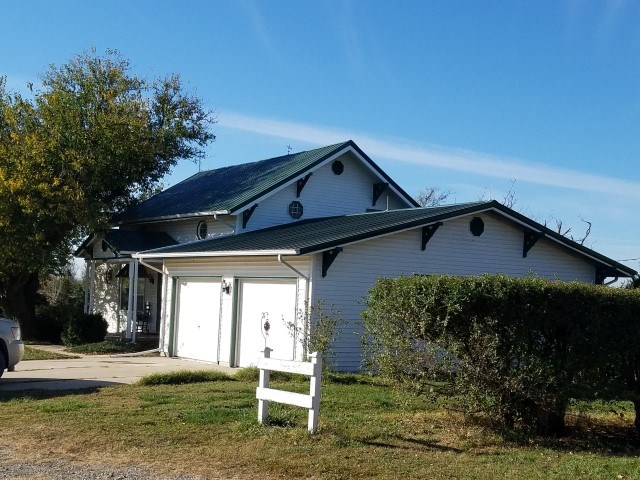 2463 N Diamond, Lehigh, KS 67073