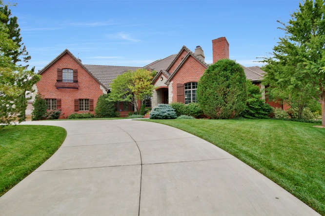 2007 N Crooked Pine, Wichita, KS 67230
