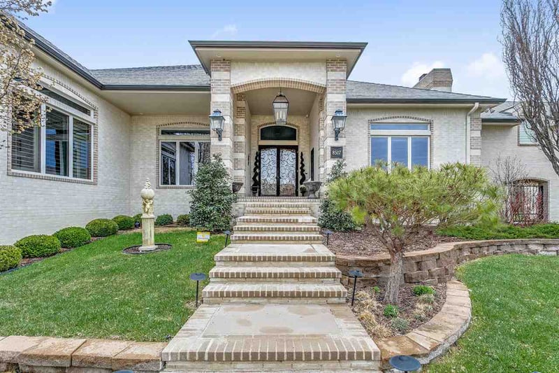 8517 E Steeplechase St, Wichita, KS 67206