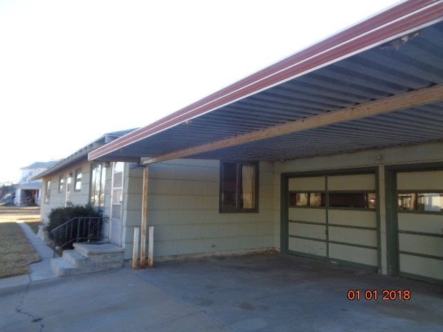 228 E 5th #228 E 5th Unit B, Hutchinson, KS 67505