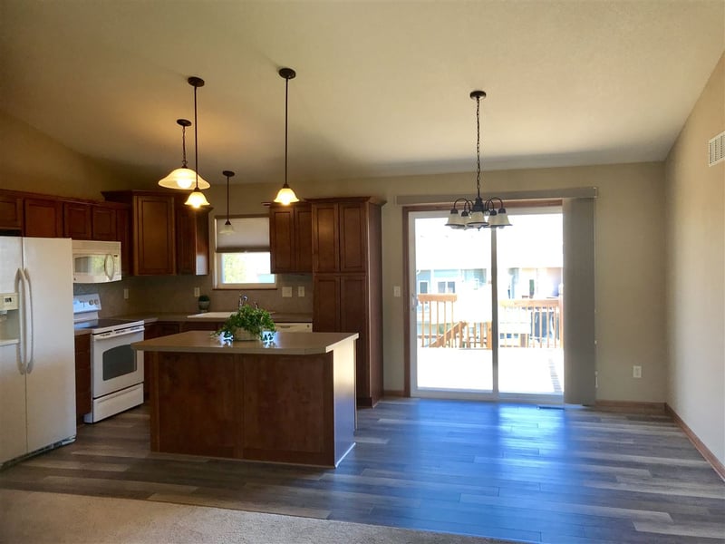 2812 N Midway St, Wichita, KS 67037