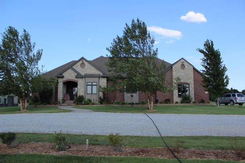 2320 N 189th Cir W, Colwich, KS 67030