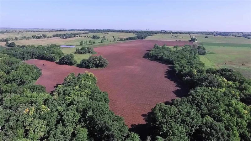 1210 75th St, Eureka, KS 67045