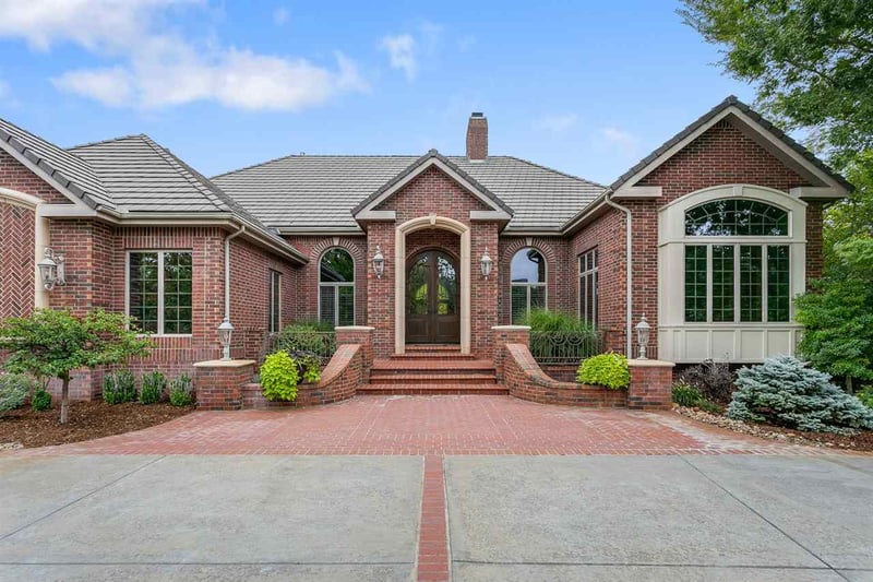 1906 N Saddle Creek St, Wichita, KS 67206
