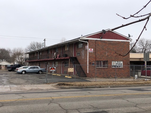 1924 S Broadway Ave, Wichita, KS 67211