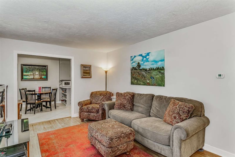 6510 Mabel, Haysville, KS 67217
