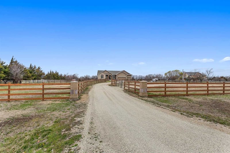 3405 S 154th St E, Wichita, KS 67232