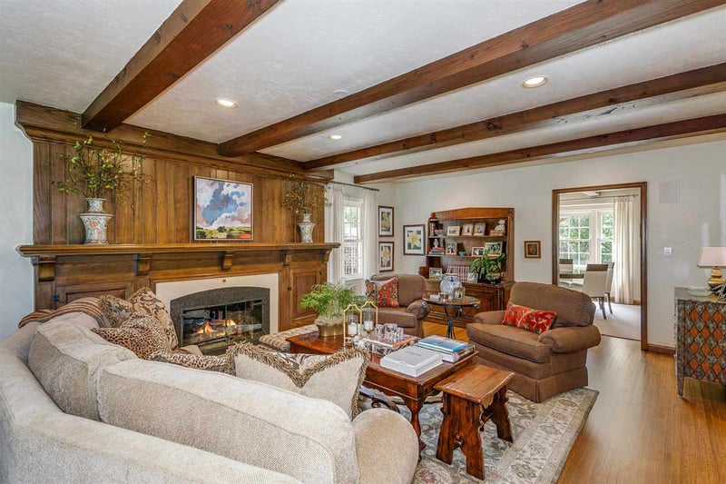 3 S Colonial, Eastborough, KS 67207