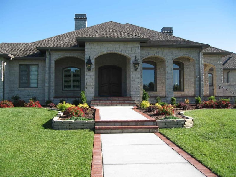 9456 E Lakefront Cir, Wichita, KS 67206