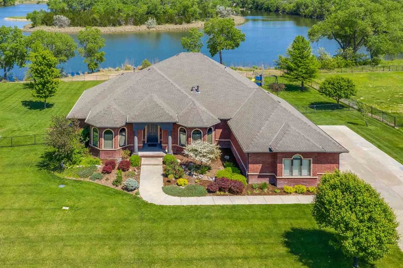6720 S Hydraulic Dr, Wichita, KS 67216