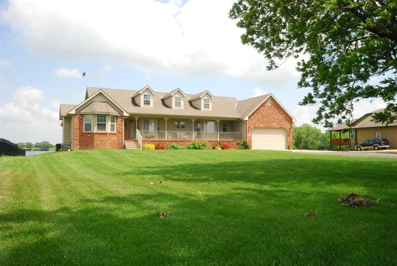 6636 S Hydraulic Dr, Wichita, KS 67216
