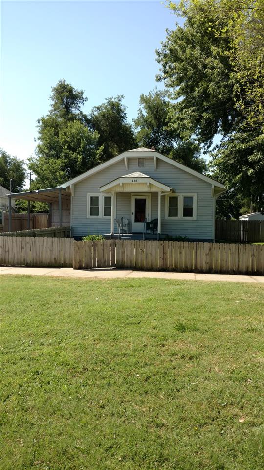 415 E Ave E, Hutchinson, KS 67505