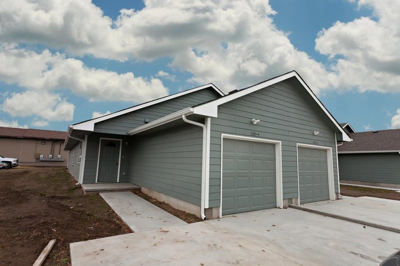 131-135-137 N Joann St, Wichita, KS 67203