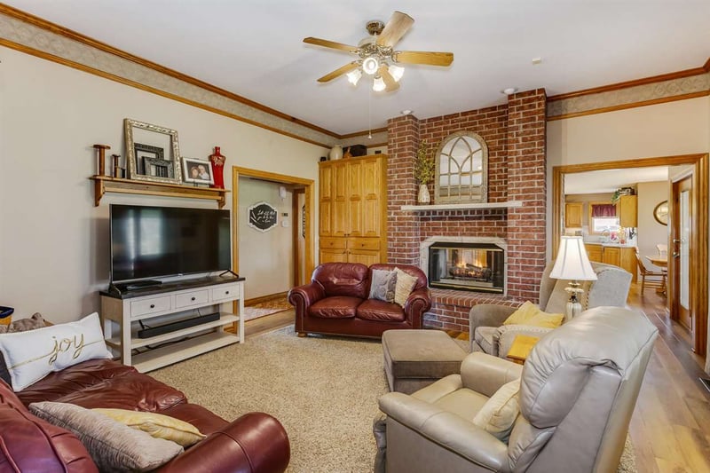 2447 N Wheatridge St, Wichita, KS 67223