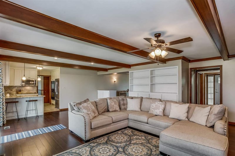100 Bluestem Dr, Inman, KS 67546