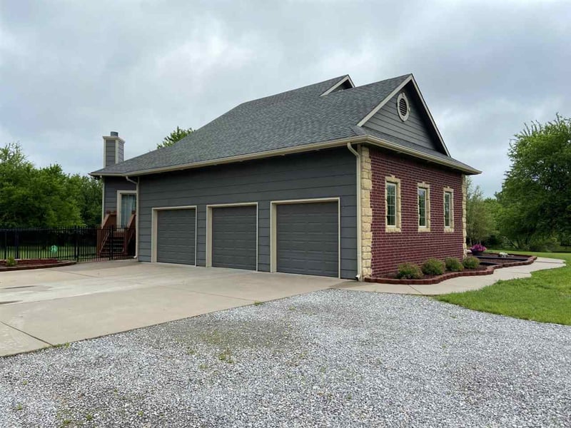15714 E Hidden Estates St, Wichita, KS 67232