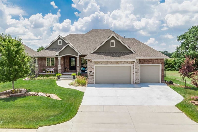5975 Forbes Ct, Wichita, KS 67220