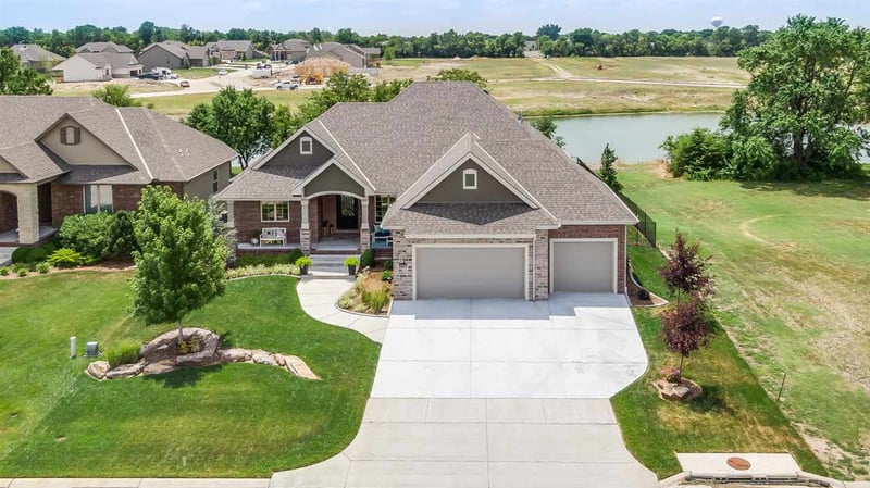 5975 Forbes Ct, Wichita, KS 67220