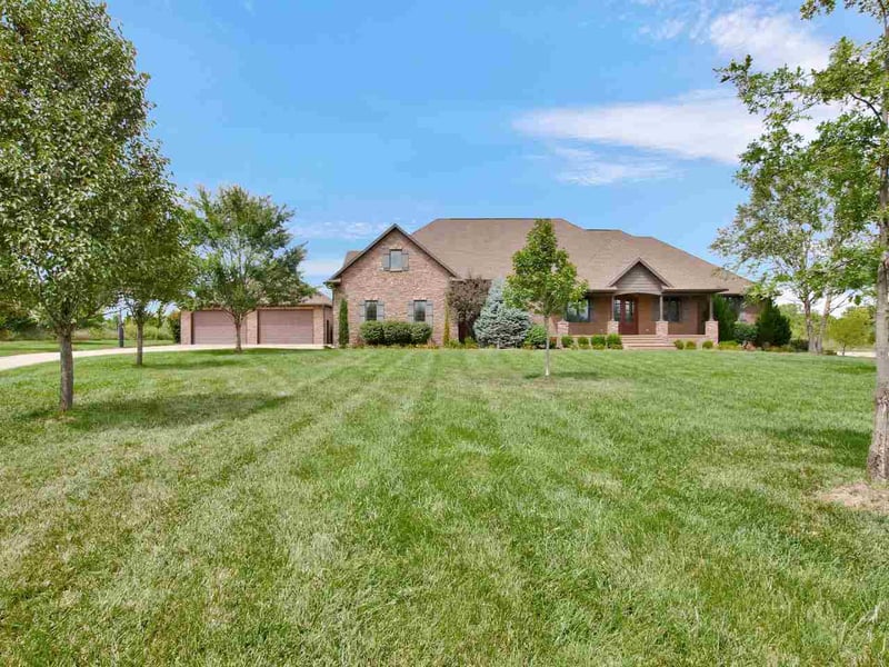 550 E 111th St S, Mulvane, KS 67110