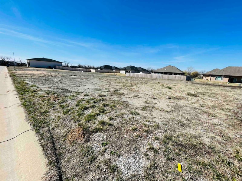 5139 Lycee , Bel Aire, KS 67226