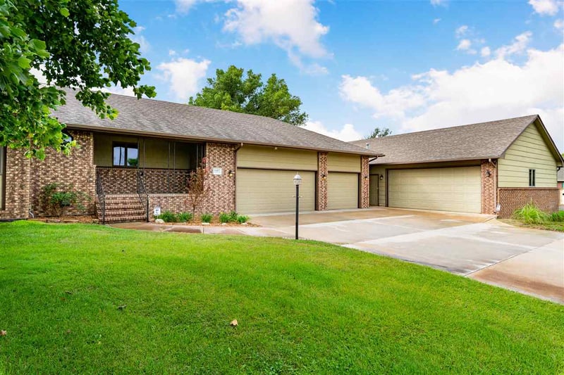 6467 S Madison Ct, Wichita, KS 67216