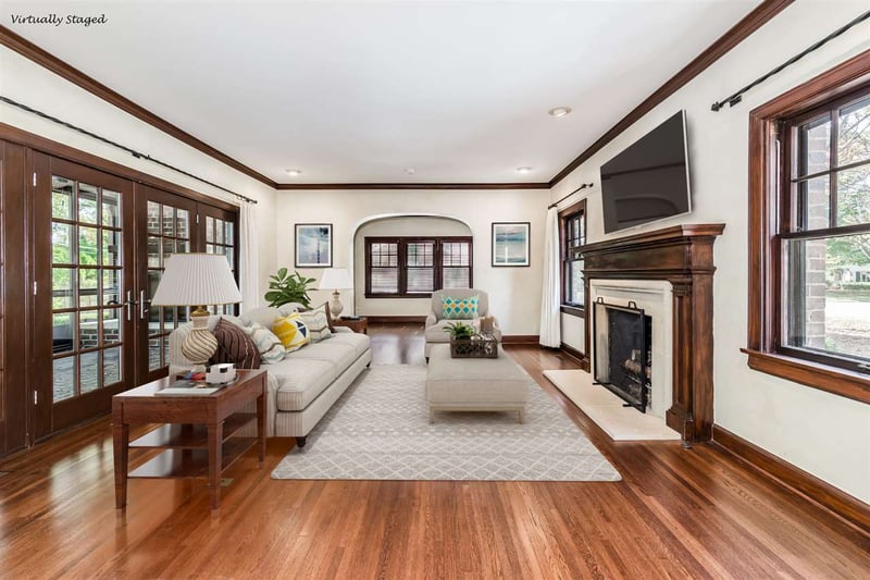 4 N Saint James Pl, Eastborough, KS 67206